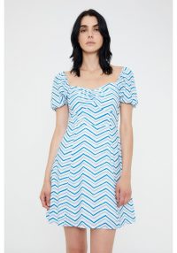 blue-zigzag-print-mini-dress-with-gathered-detail (3)