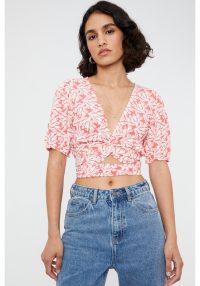 floral-coral-print-crop-top-with-cut-out-detail (3)